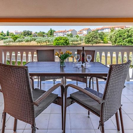 Apartments Rok Pula Exterior photo