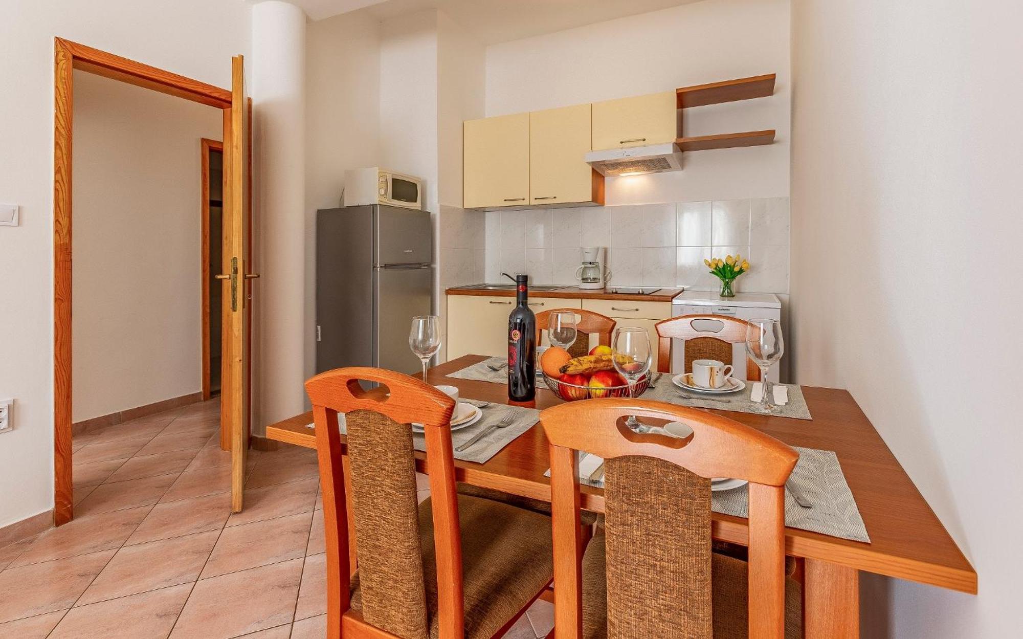 Apartments Rok Pula Exterior photo