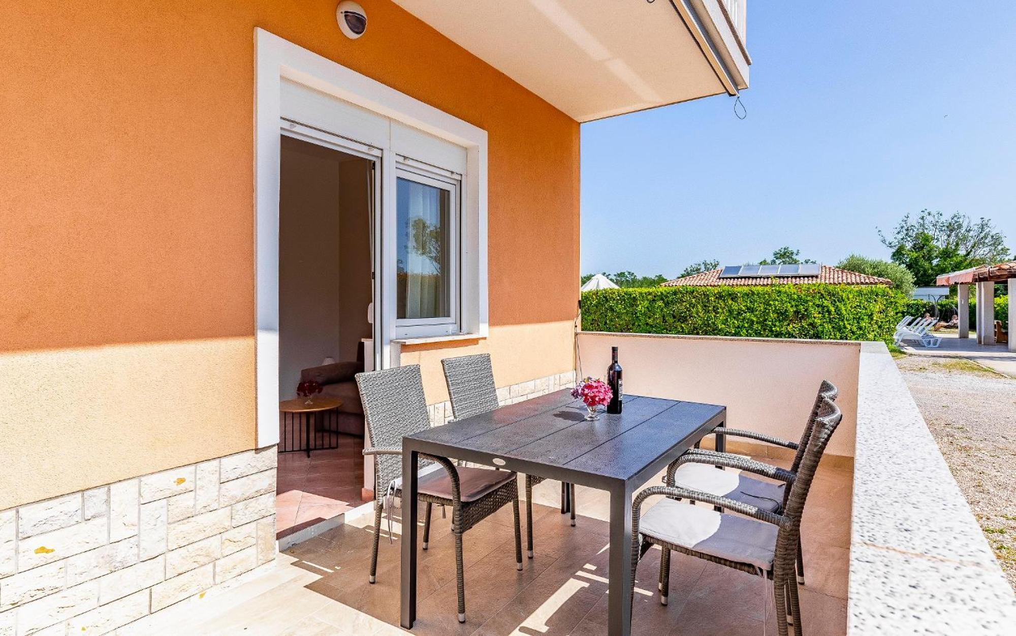 Apartments Rok Pula Exterior photo