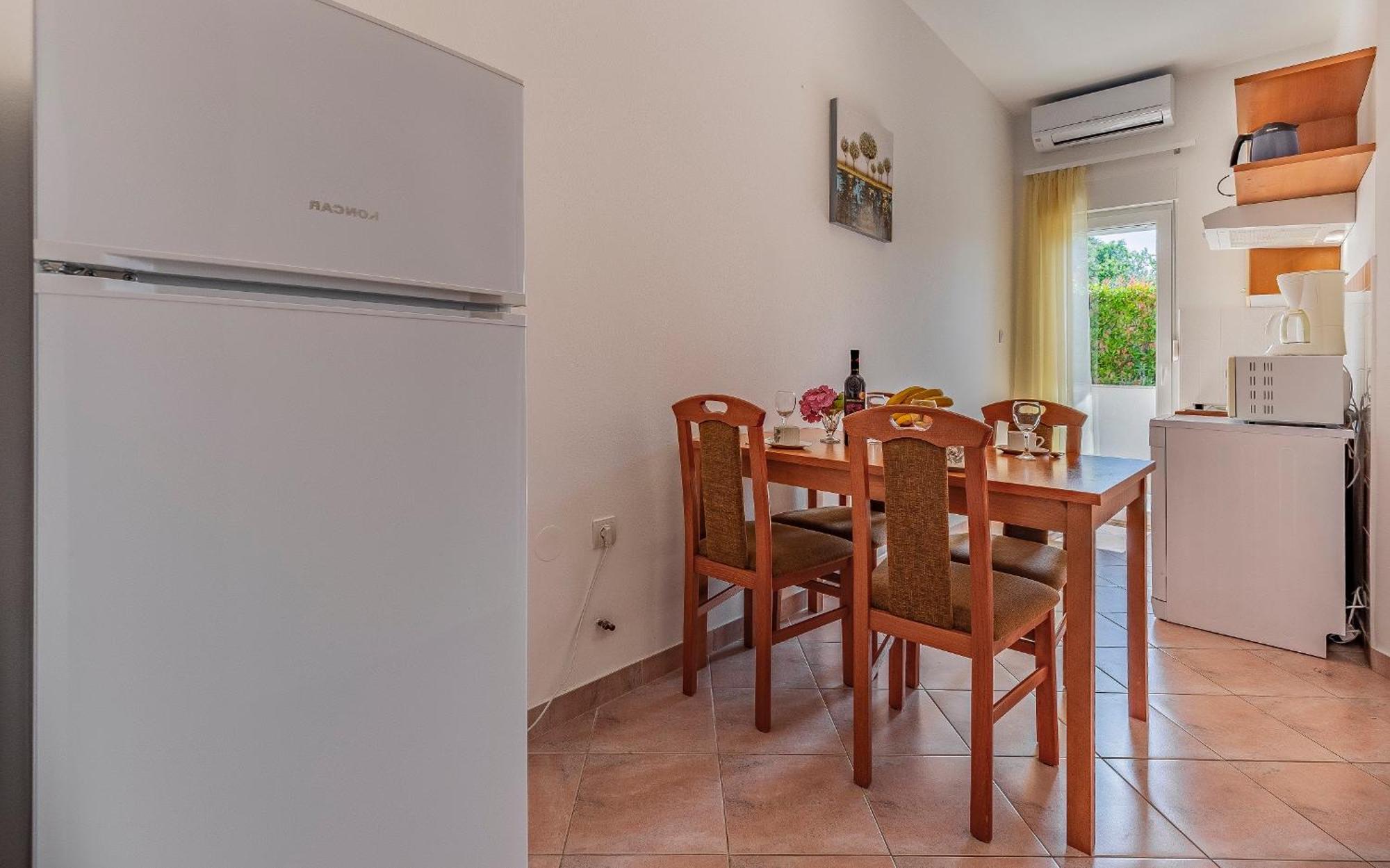 Apartments Rok Pula Exterior photo
