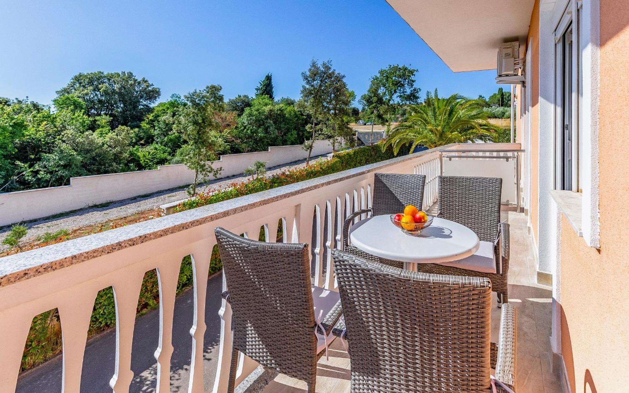 Apartments Rok Pula Exterior photo
